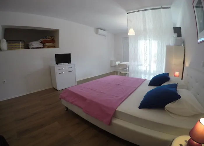 Studio Diva&vlado Apartment Sukosan